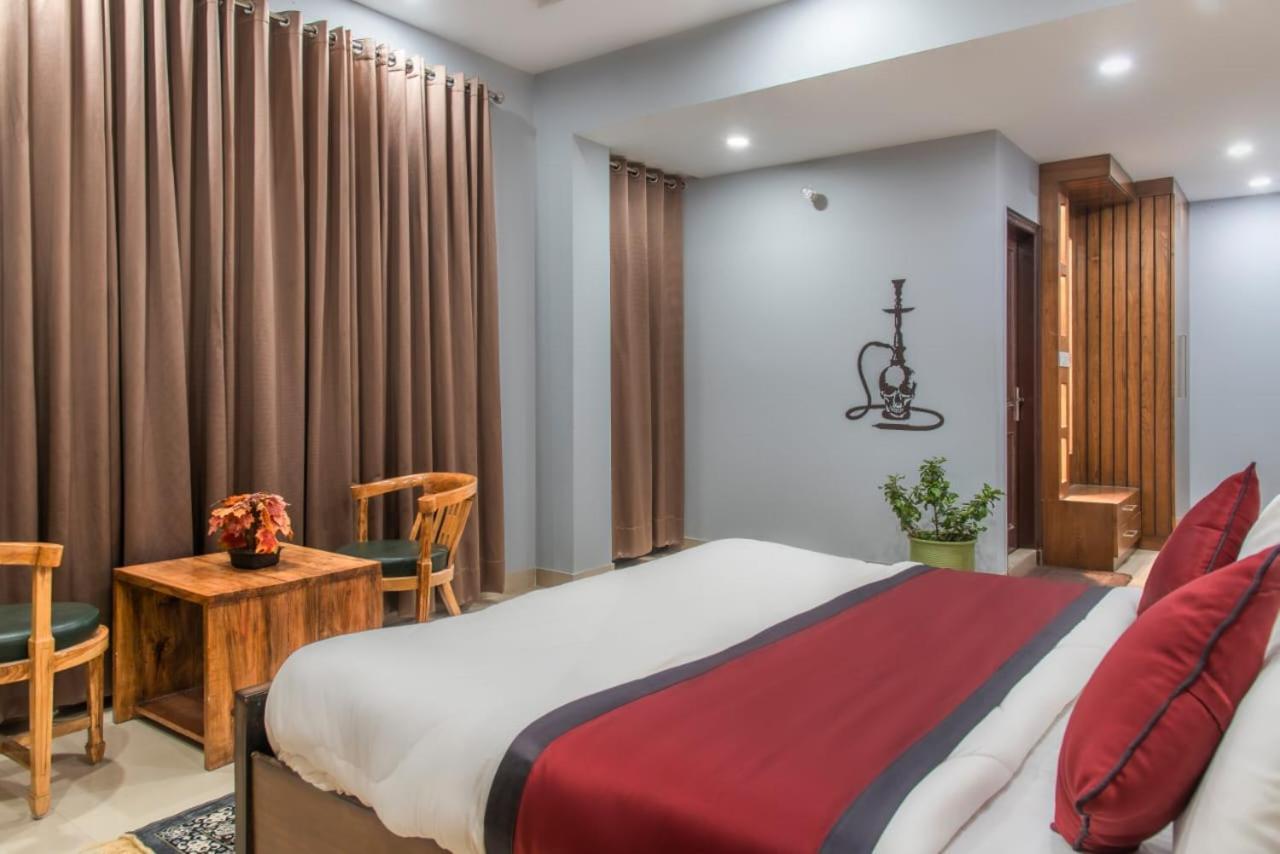 Mountain Height Kasauli Apartman Kültér fotó
