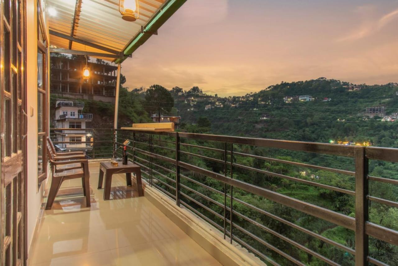Mountain Height Kasauli Apartman Kültér fotó