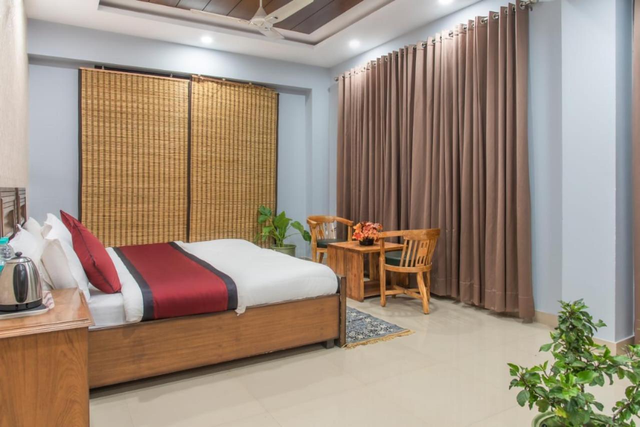 Mountain Height Kasauli Apartman Kültér fotó