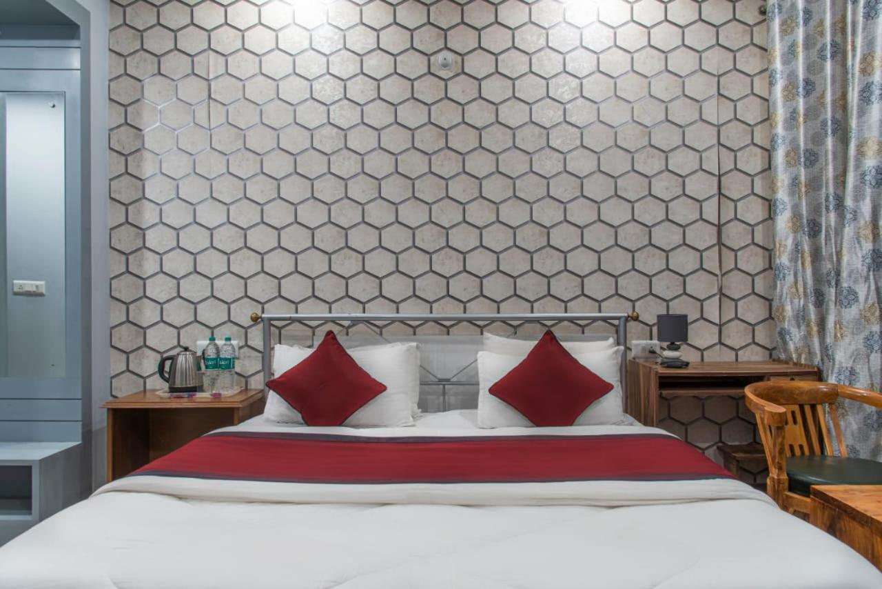 Mountain Height Kasauli Apartman Kültér fotó
