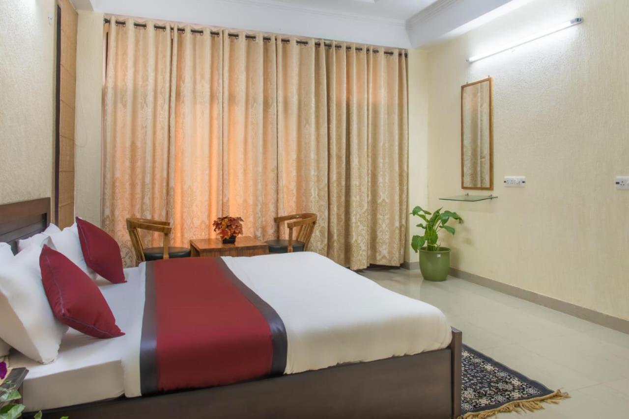 Mountain Height Kasauli Apartman Kültér fotó