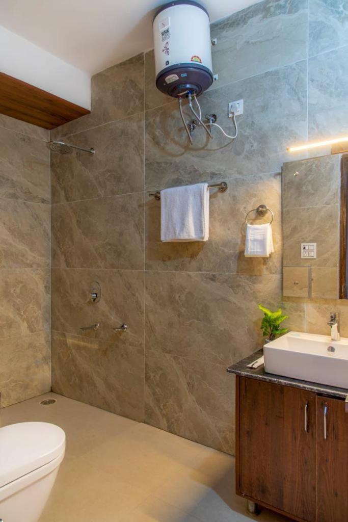 Mountain Height Kasauli Apartman Kültér fotó